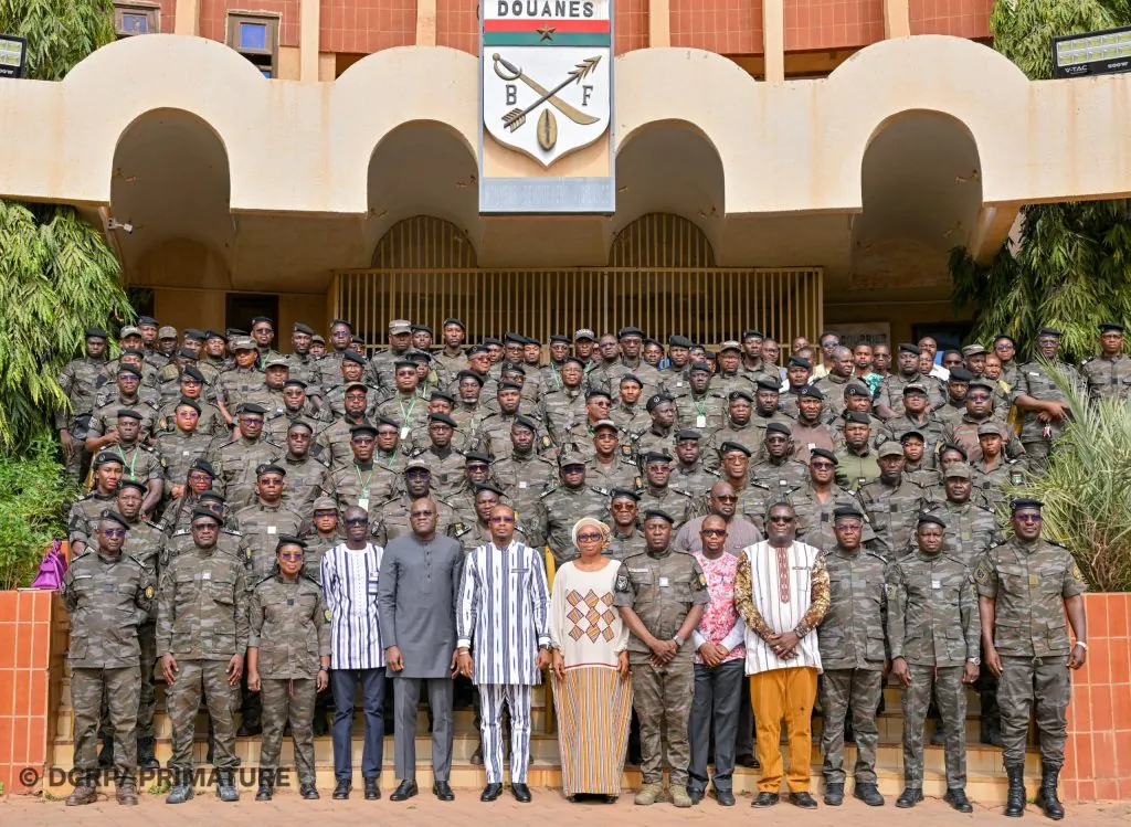 🇧🇫 Mobilisation des recettes : le Premier ministre félicite les régies et lance le mois de l’exemplarité fiscale.