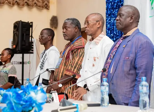 Burkina Faso : des chercheurs plaident pour des théories scientifiques adaptées aux réalités africaines